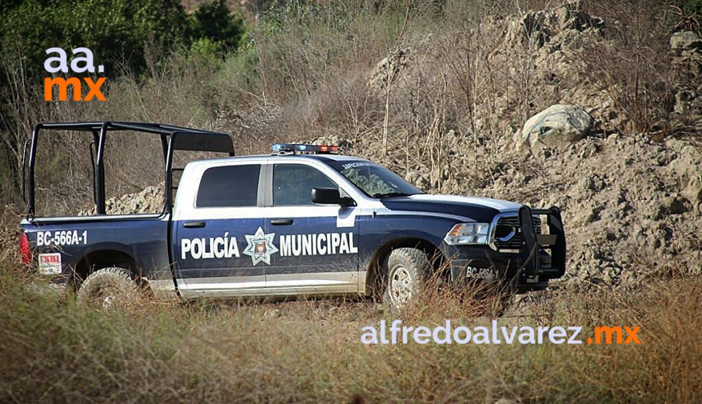 SUJETOS ARMADOS ATACAN A POLICíAS