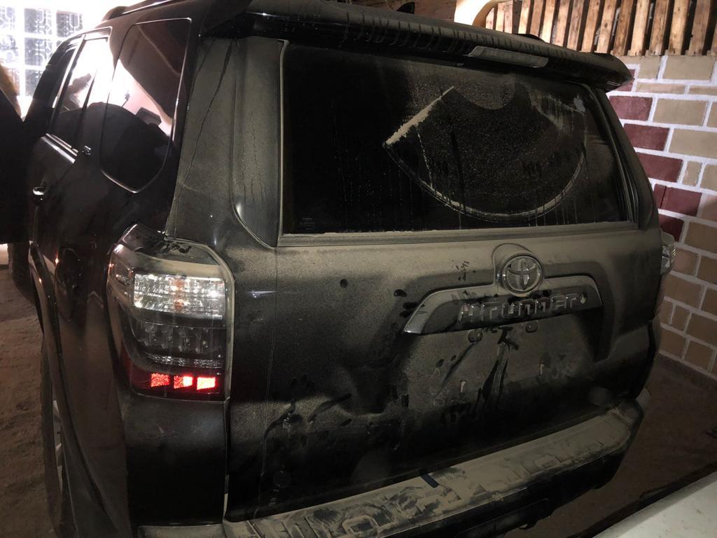 DECOMISAN EN CATEO DE VIVIENDA ARMAS, AUTOS Y TIGRE DE BENGALA