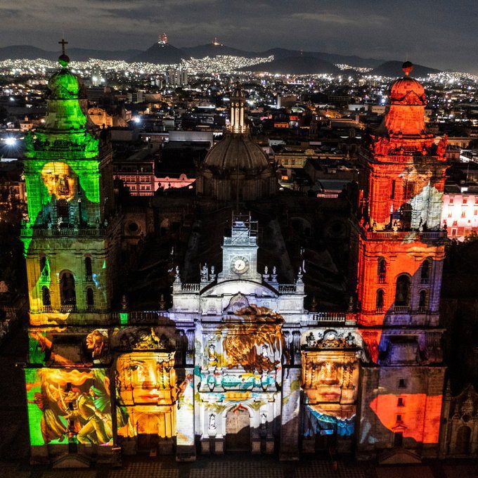 '¡VIVAN LAS CULTURAS DEL MéXICO PREHISPáNICO!', GRITA AMLO