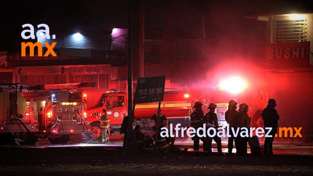 MEGAINCENDIO DE RECICLADORA MOVILIZA VARIAS UNIDADES DE BOMBEROS