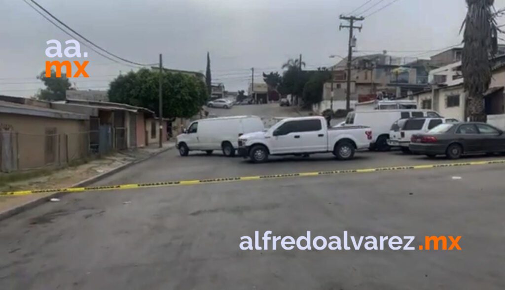 MATAN A TIROS A TRES; BALEAN A UNO EN PIZZERíA