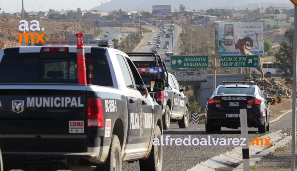 SUJETOS ARMADOS ATACAN A POLICíAS