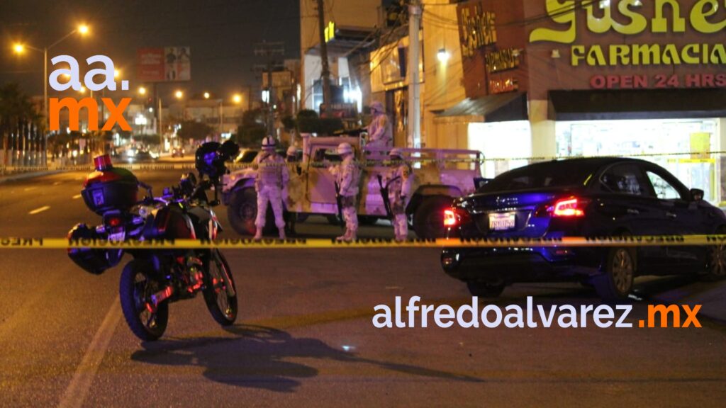 BALEAN A AUTOMOVILISTA Y ENCAñONAN A POLICíA