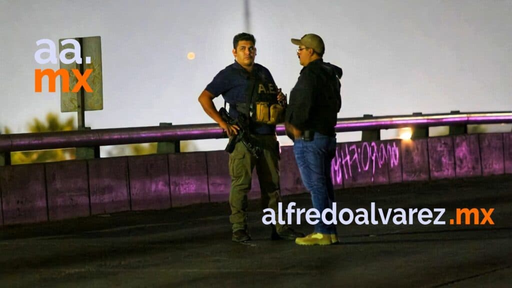 HOMBRE MUERE ATROPELLADO EN LA VíA RáPIDA, AUTO SE DA A LA FUGA HOMBRE MUERE ATROPELLADO EN LA VíA RáPIDA, AUTO SE DA A LA FUGA