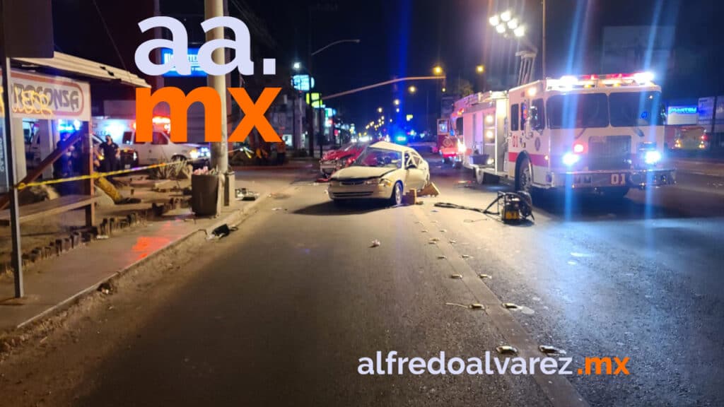 APARATOSO CHOQUE DEJA 1 MUJER MUERTA Y DOS PERSONAS HERIDAS APARATOSO CHOQUE DEJA 1 MUJER MUERTA Y DOS PERSONAS HERIDAS