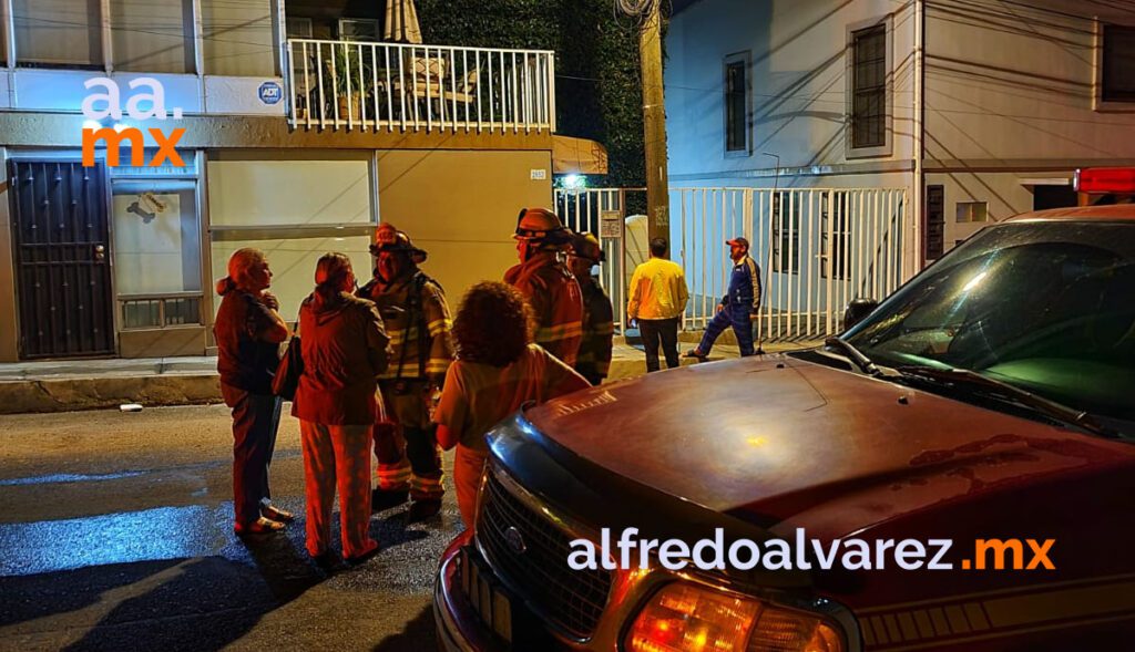 EXPLOSIóN EN DOMICILIO; DESALOJAN A FAMILIAS