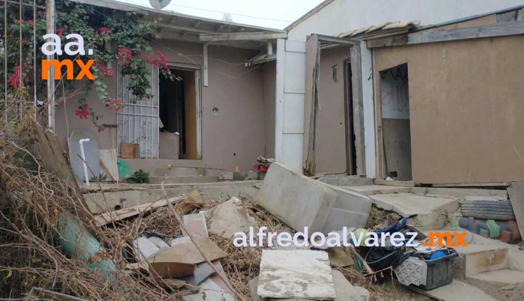 HALLAN CUERPOS DE HOMBRES EN VIVIENDA
