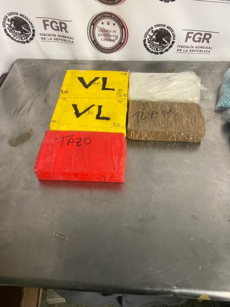 LOCALIZAN 127 KG DE METANFETAMINA EN TANQUE DE TRACTOCAMIóN