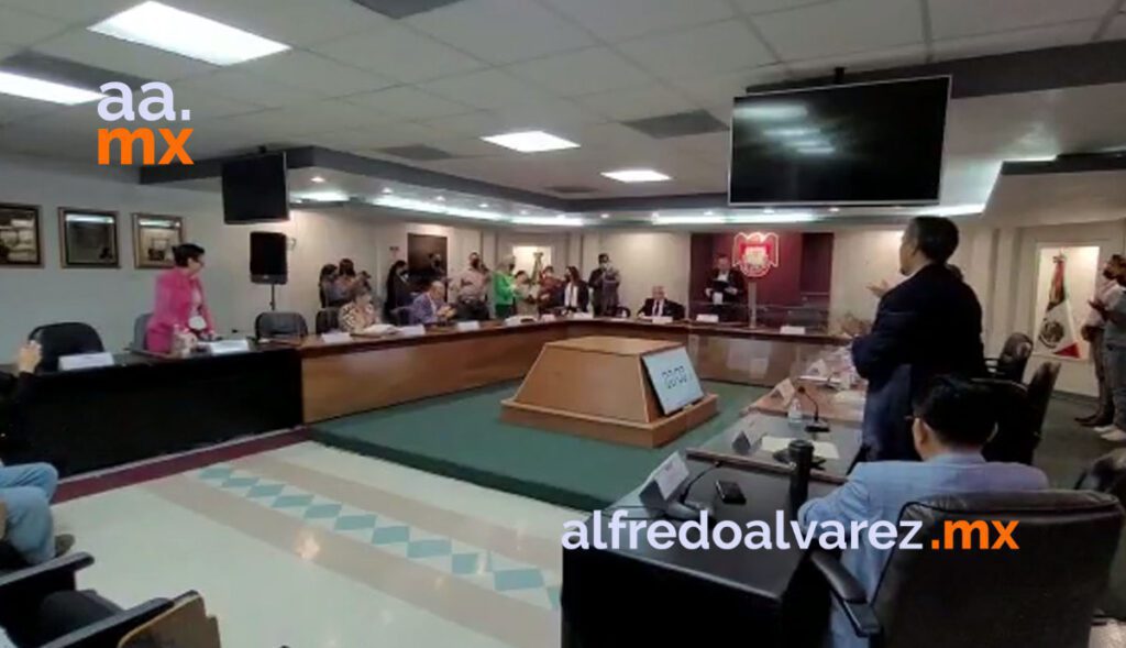 CONCLUYEN TRABAJOS DE CABILDO; NO MUNICIPALIZAN EL AGUA