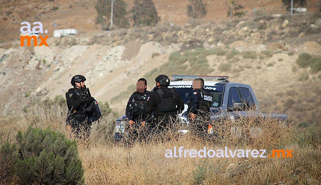 SUJETOS ARMADOS ATACAN A POLICíAS