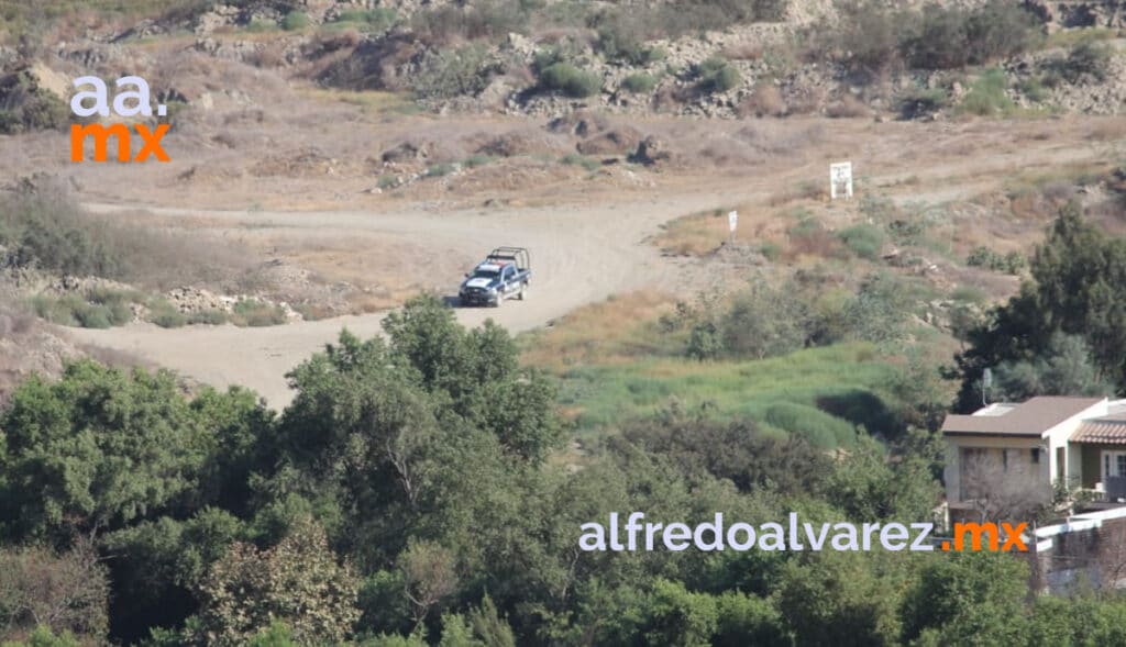 SUJETOS ARMADOS ATACAN A POLICíAS