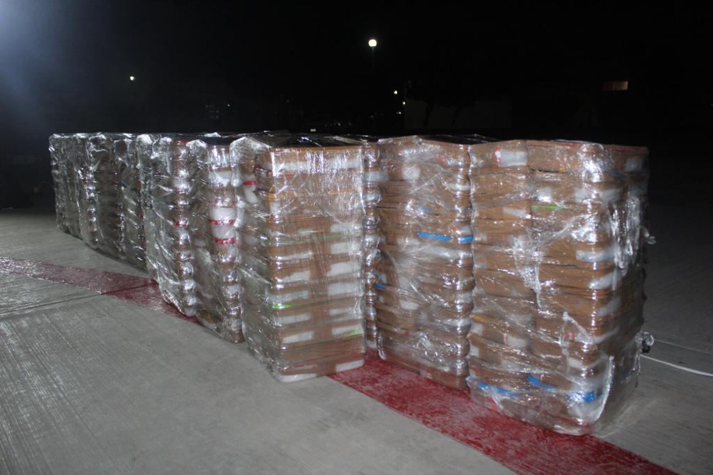 CONFISCAN TONELADAS DE DROGA Y MILES DE LITROS DE COMBUSTIBLE