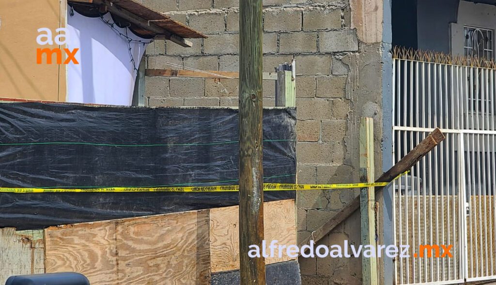 VIDEO: SUJETOS RAFAGUEAN VIVIENDA TRAS BURLAR CERCO