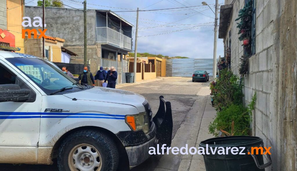 VIDEO: SUJETOS RAFAGUEAN VIVIENDA TRAS BURLAR CERCO