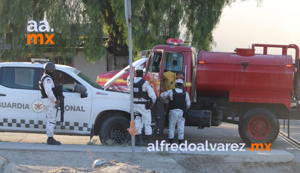 FUEGO CONSUME RECICLADORA Y VIVIENDAS