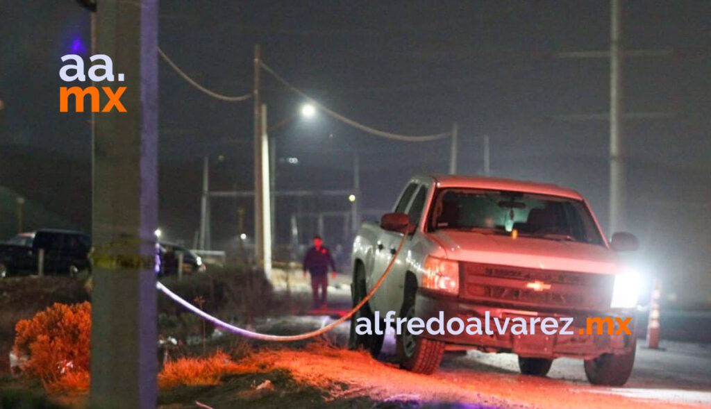 MUERE AUTOMOVILISTA AL SALIR PROYECTADO TRAS VOLCADURA