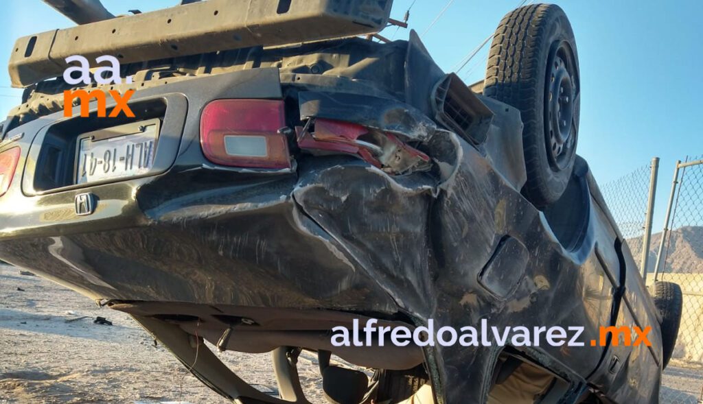 PIERDE LA VIDA AUTOMOVILISTA EN VOLCADURA