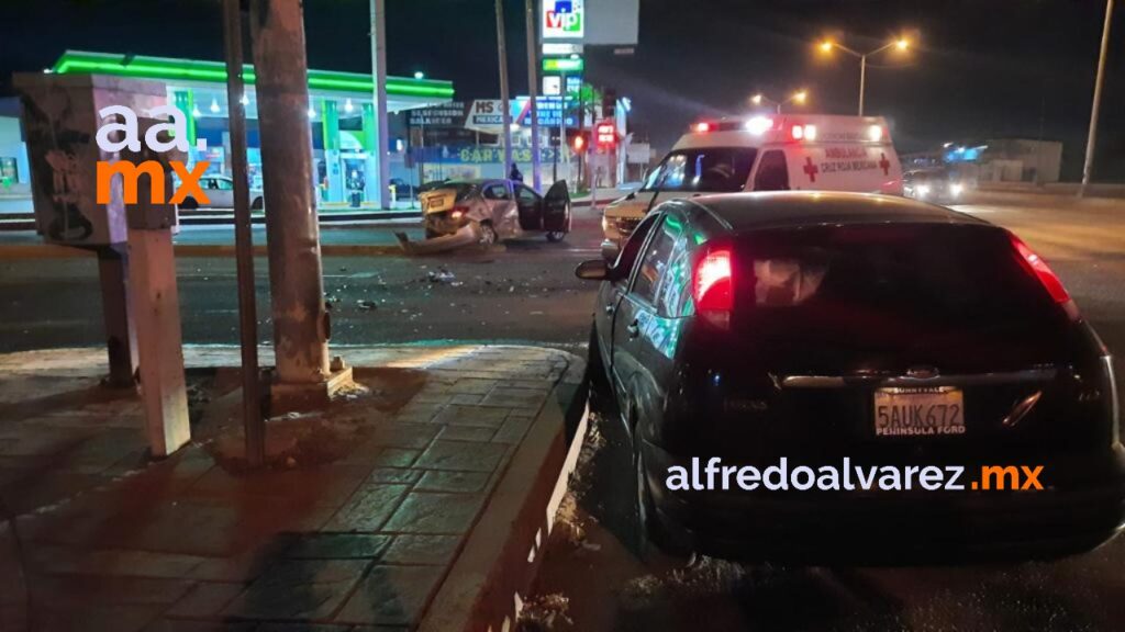 ADOLESCENTE SE PASA UN ALTO Y PROVOCA MORTAL ACCIDENTE