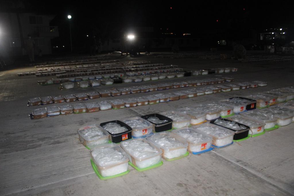 CONFISCAN TONELADAS DE DROGA Y MILES DE LITROS DE COMBUSTIBLE