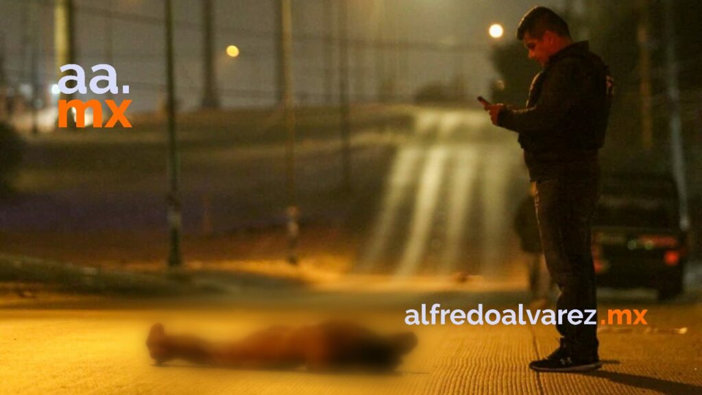 ARROJAN DOS CADáVERES DESNUDOS EN PLENO BULEVAR