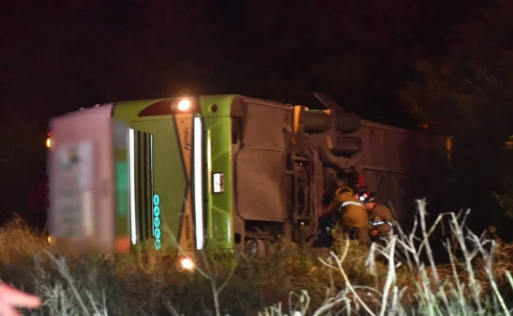 CAMIONAZO DE AUTOBúS QUE VENíA A SONORA Y TIJUANA
