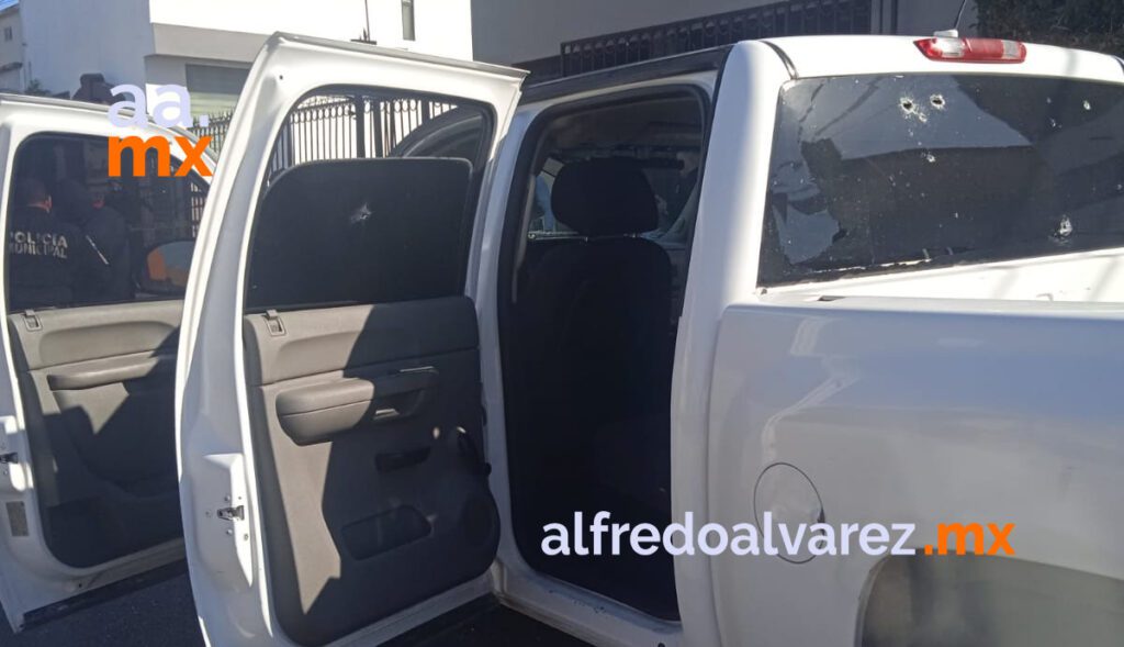 SUJETOS ARMADOS EMBOSCAN A POLICíA MUNICIPAL