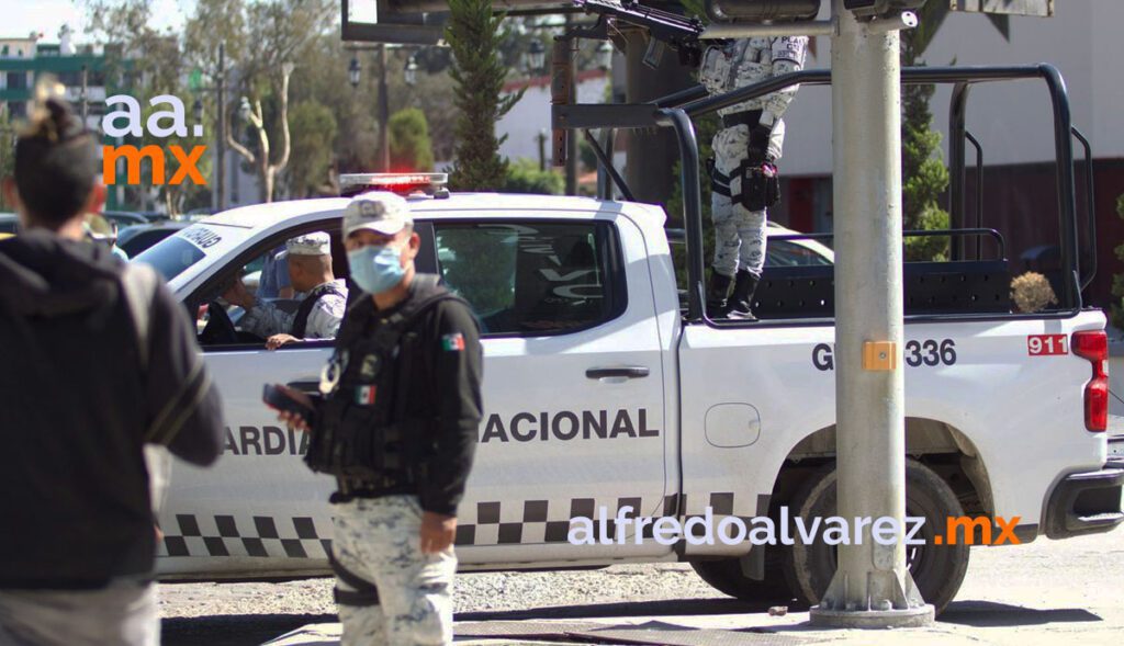 BALEAN A AGENTE MINISTERIAL CERCA DE GARITA