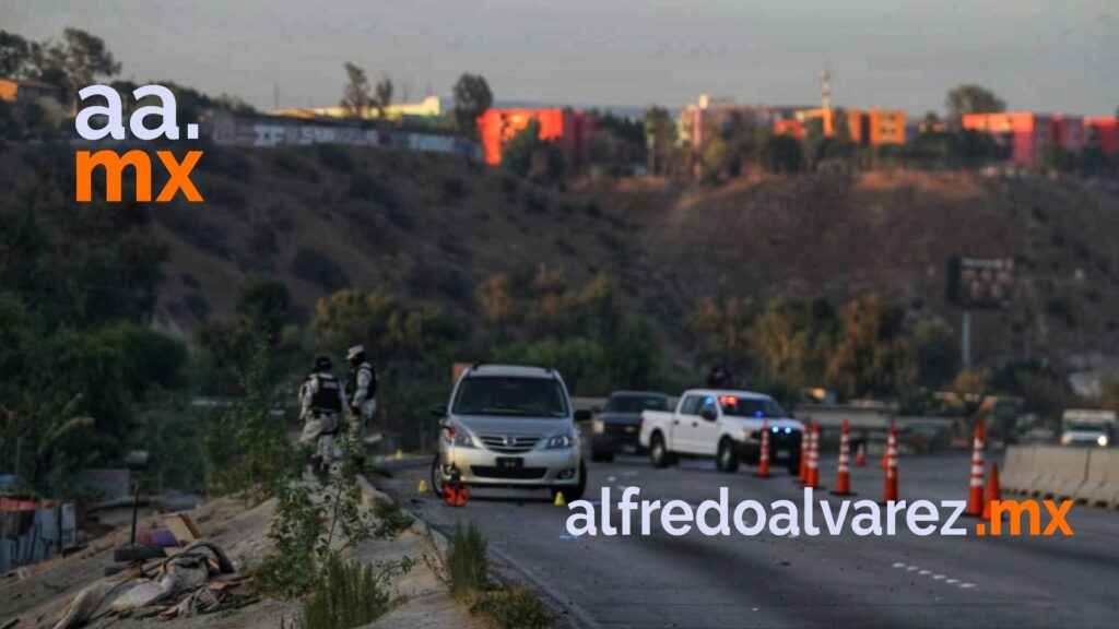 MOTOCICLISTA SALE DISPARADO Y PIERDE LA VIDA AL IMPACTARSE