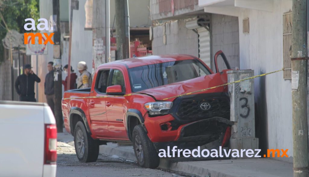 MATAN A DOS MUJERES Y CUATRO HOMBRES