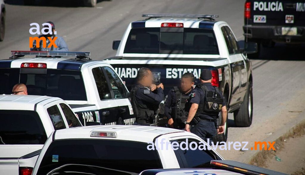 SUJETOS ARMADOS EMBOSCAN A POLICíA MUNICIPAL