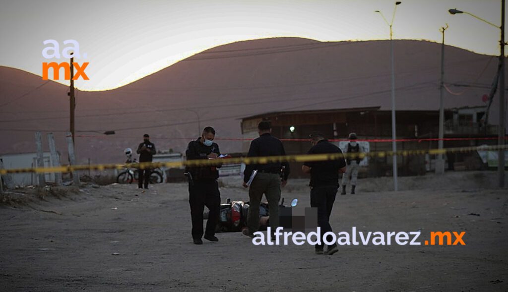 ASESINAN A DOS Y DEJAN HERIDOS EN VíA PúBLICA