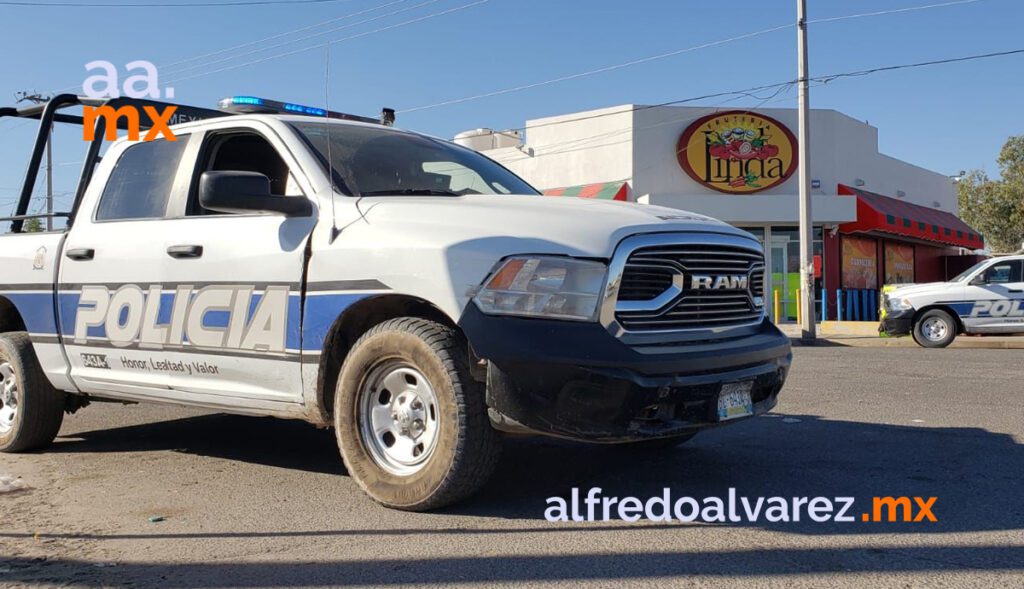 SUJETOS ARMADOS ROBAN MEDIO MILLóN DE PESOS EN UNA FRUTERíA