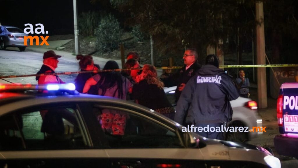 MOTOCICLISTA SALE PROYECTADO Y CAMIóN LO ATROPELLA