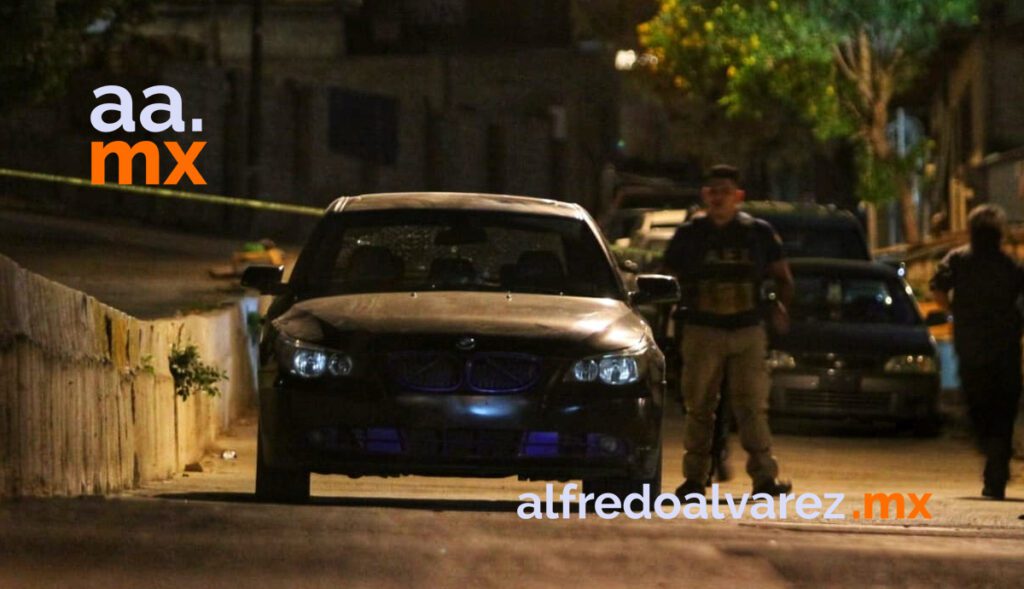 SUJETOS ARMADOS AGREDEN A POLICíAS MUNICIPALES
