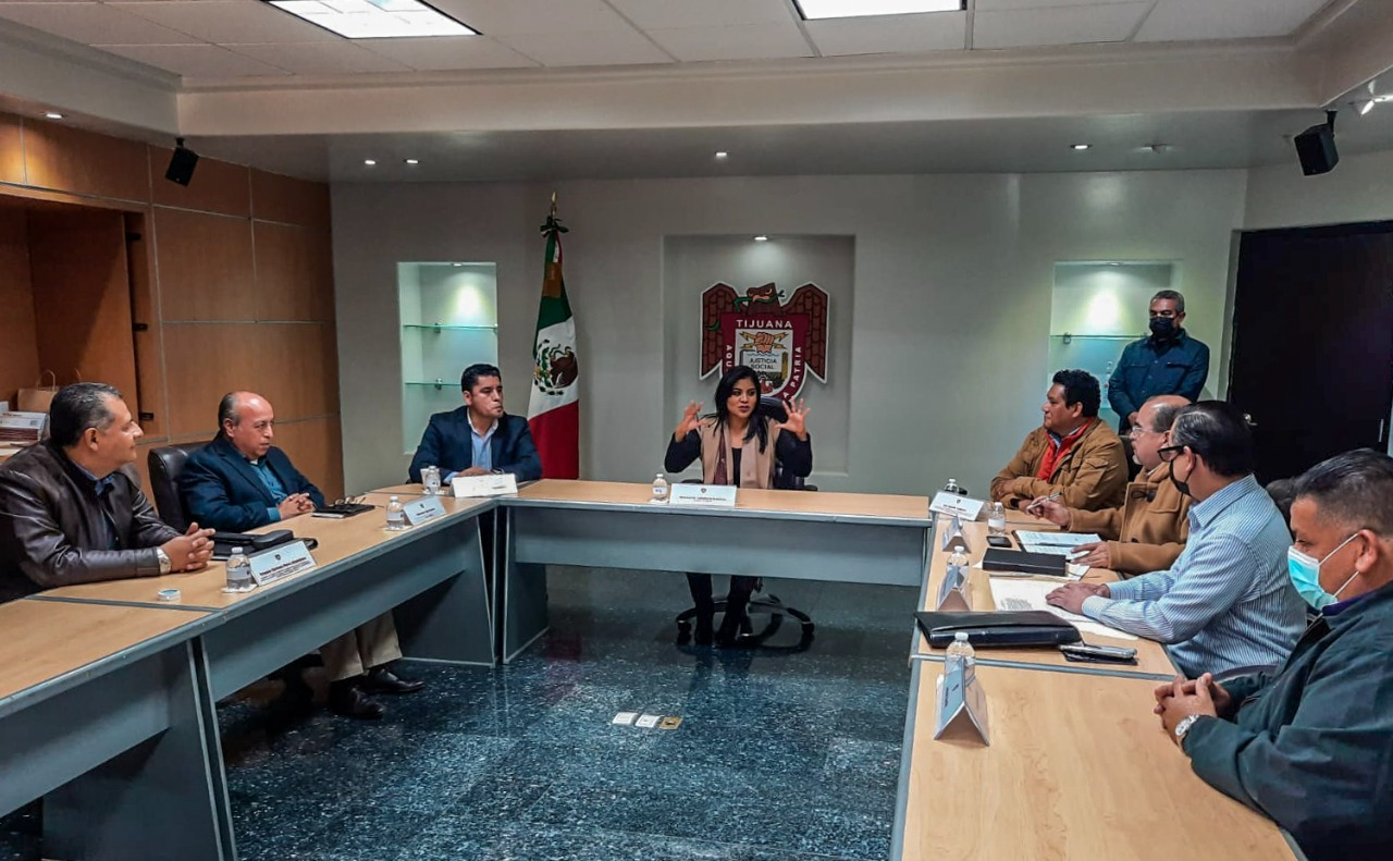 AUMENTARáN SALARIO A BURóCRATAS DE TIJUANA