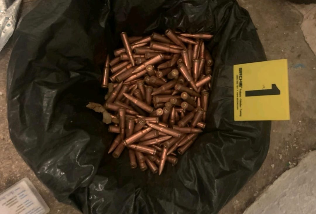 CAPTURAN A DECENAS Y ASEGURAN 760 LITROS DE METANFETAMINA