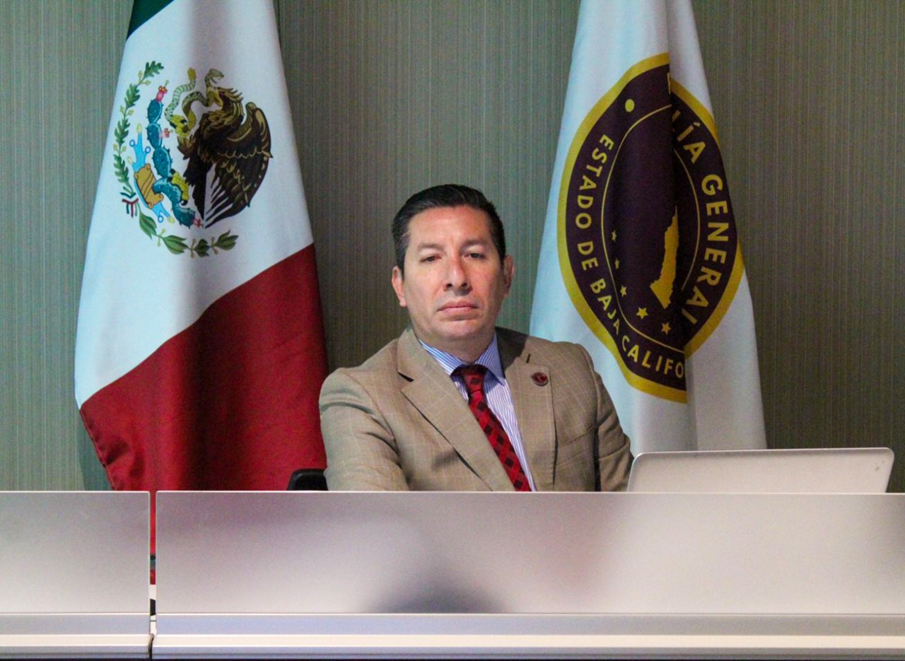 AUMENTARáN SALARIO A BURóCRATAS DE TIJUANA