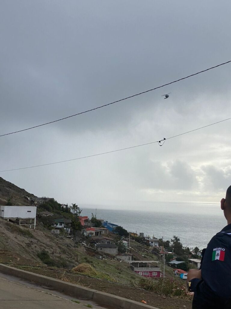 ATACAN A TIROS A POLICíAS MUNICIPALES; MUEREN AGRESORES ATACAN A TIROS A POLICíAS MUNICIPALES; MUEREN AGRESORES