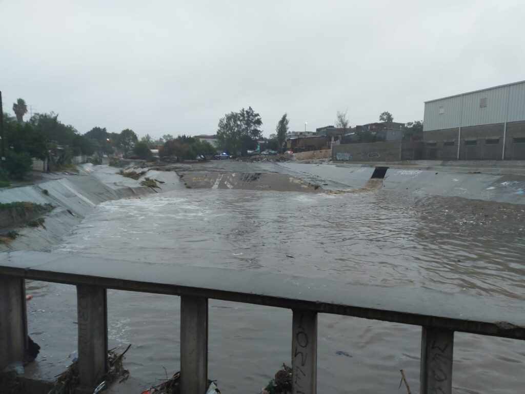 SUMAN CUATRO MUERTOS POR LLUVIAS EN BAJA CALIFORNIA