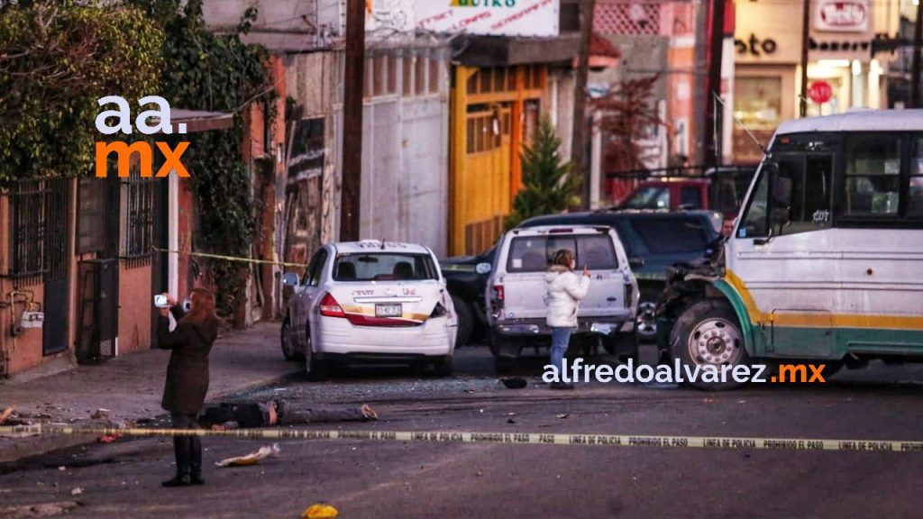 CHOFER EBRIO MATA A PERSONA Y CHOCA VARIOS AUTOS