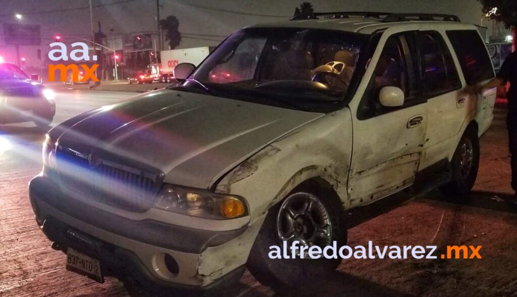 AUTOMOVILISTA RESULTA HERIDO EN CHOQUE; NO RESPETA SEMáFORO