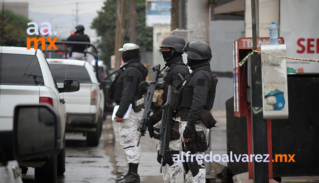 ACRIBILLAN A DOS PERSONAS FRENTE A UN CENTRO DE ESPECTáCULOS