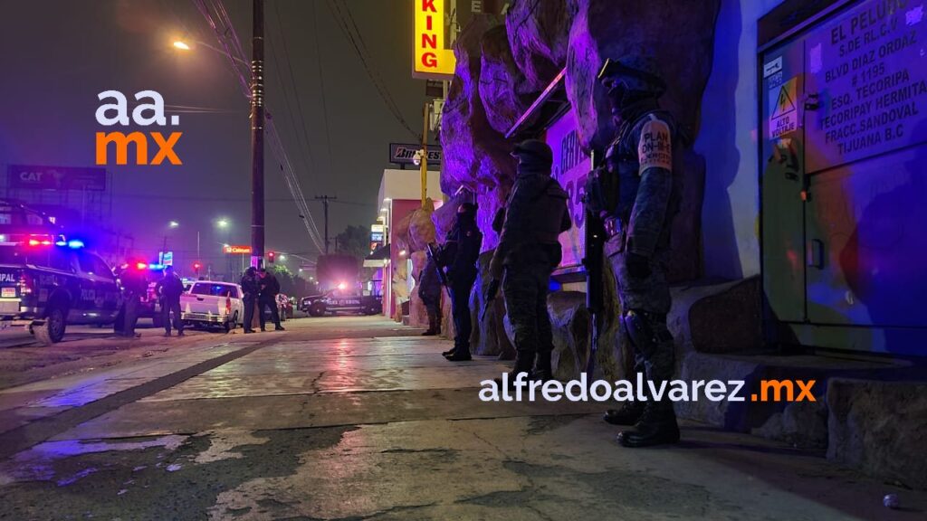 SUJETOS ARMADOS IRRUMPEN EN BAR Y BALEAN CLIENTE