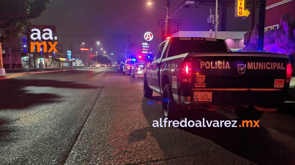 SUJETOS ARMADOS IRRUMPEN EN BAR Y BALEAN CLIENTE
