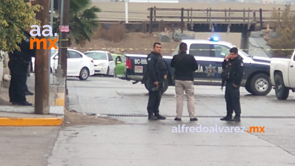 ACRIBILLAN A DOS PERSONAS FRENTE A UN CENTRO DE ESPECTáCULOS