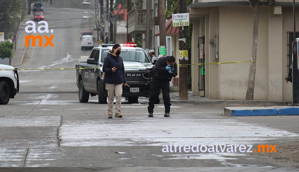 ACRIBILLAN A DOS PERSONAS FRENTE A UN CENTRO DE ESPECTáCULOS