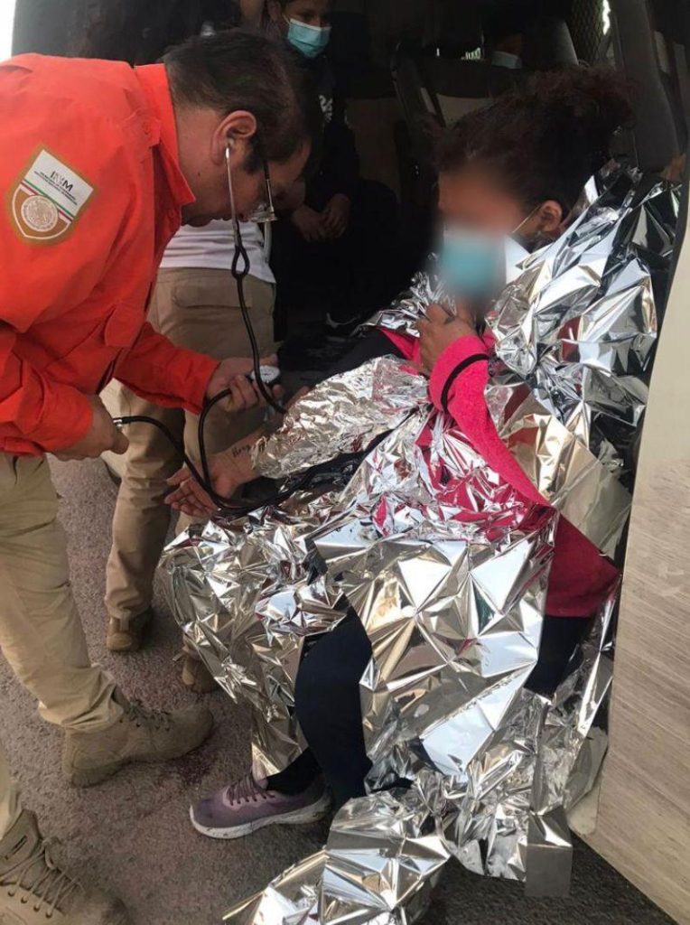 RESCATAN A MUJERES MIGRANTES Y A MENORES DE EDAD EN EL RíO BRAVO