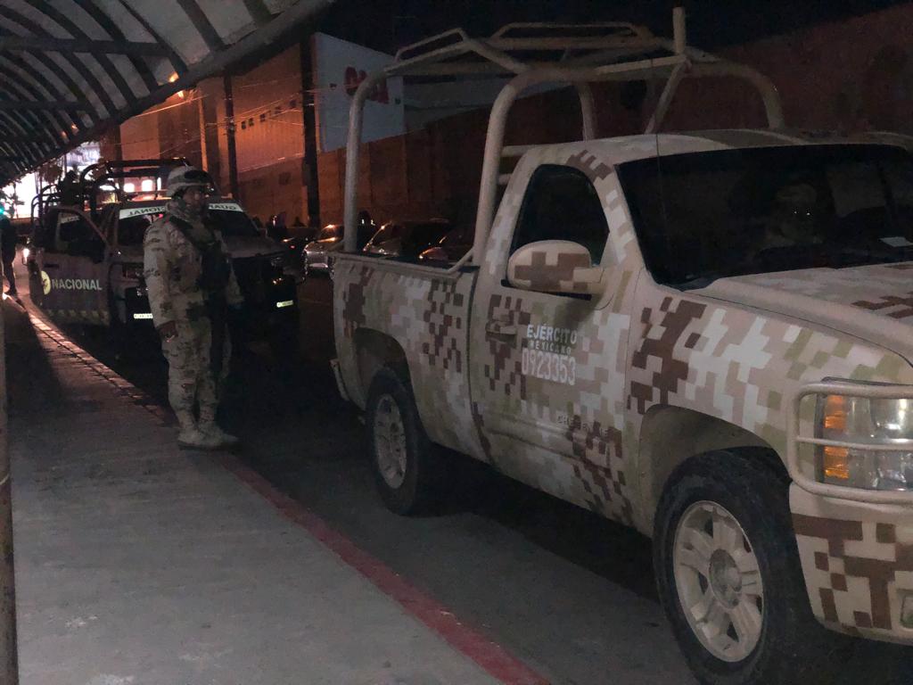 TRASLADAN A INTERNOS DEL CERESO DE MEXICALI A EL HONGO
