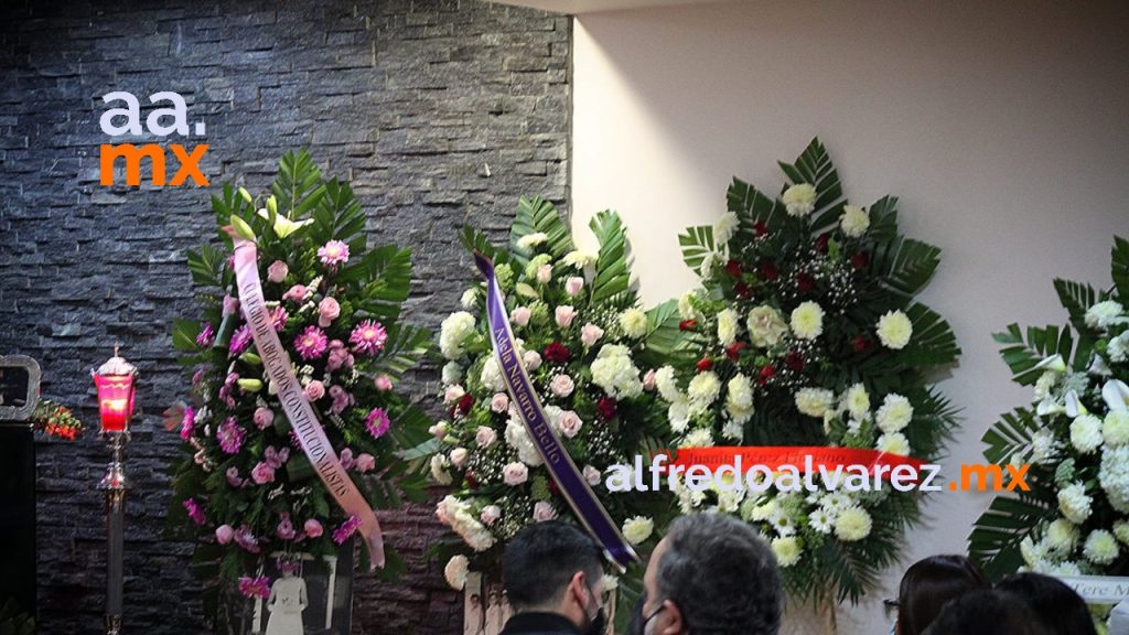 DAN EL úLTIMO ADIóS A LOURDES MALDONADO
