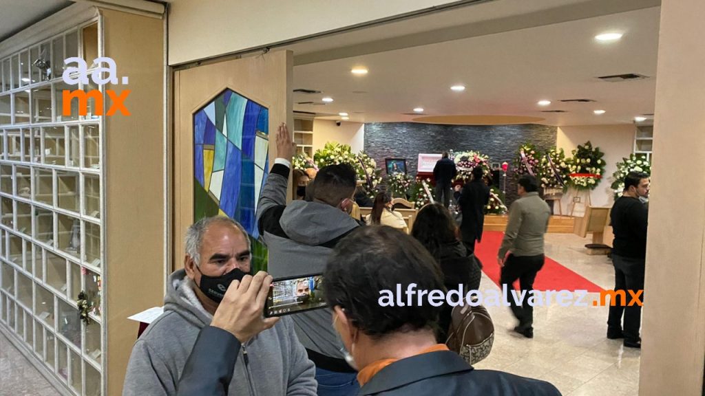 DAN EL úLTIMO ADIóS A LOURDES MALDONADO